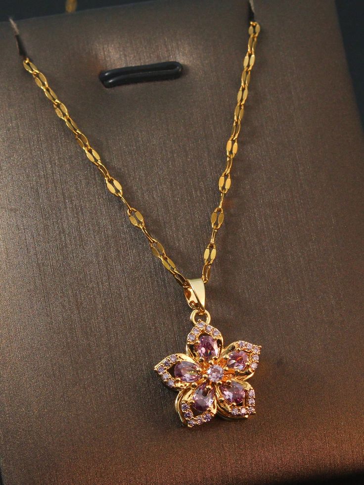 Collar Flor Rosa Giratoria + CAJA REGALO