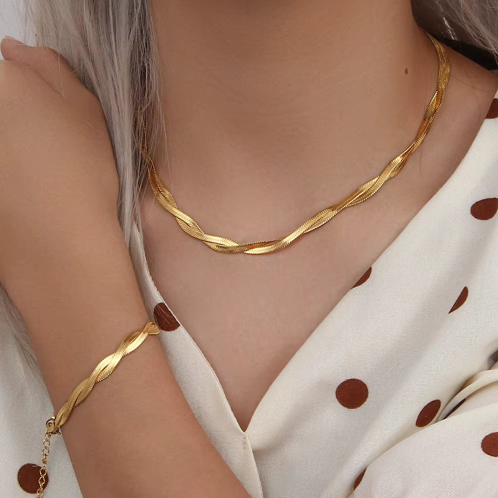 SET ESPIGA TRENZADA chapado en oro de 18 K - Collar & Pulsera